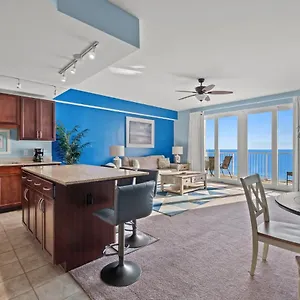 beach-breeze-at-laketown-wharf-1205-by-nautical.panamacity-beachhotels.com/